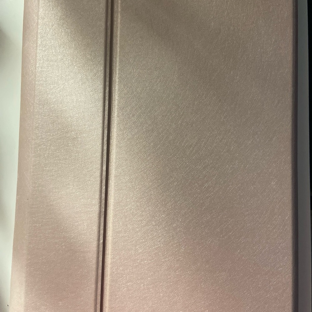 IPad 8th Generation Case - Picture 4 of 6
